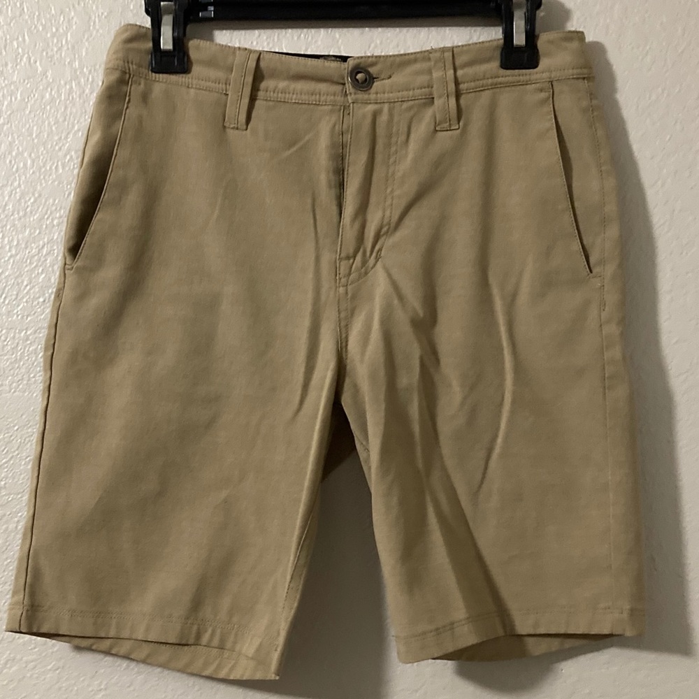Volcom shorts